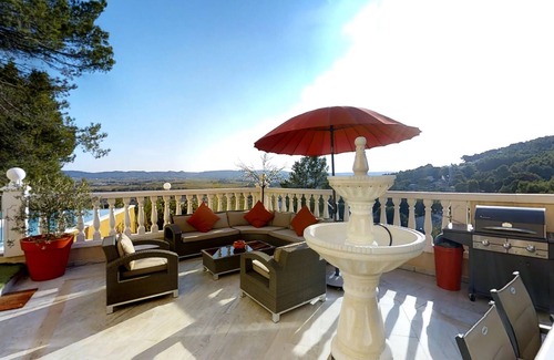 Laudun Casa | Villa de lujo: SPA, piscina de borde infinito en la ladera