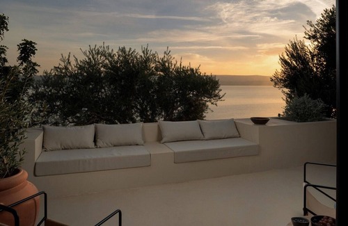 Medici Villa | Luxury Villa SALT / STONE heated pool