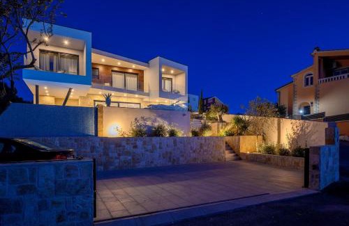 Razanj Villa | Luxury Villa Seven Seas with infinity heated pool by the sea in Ražanj