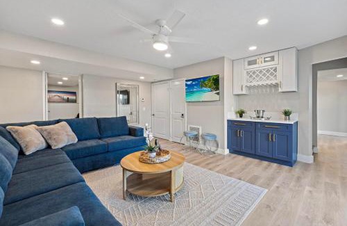 Vista Casa | LUXURY VILLA - SLEEPS 24 - PRIVATE POOL & HOT TUB Beaches Legoland Views!