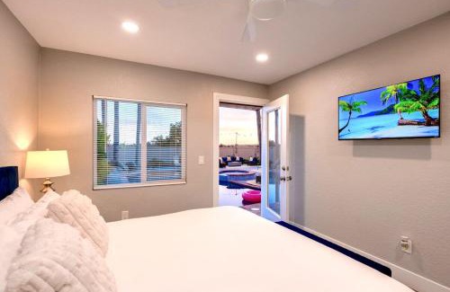 Vista Casa | LUXURY VILLA - SLEEPS 24 - PRIVATE POOL & HOT TUB Beaches Legoland Views!