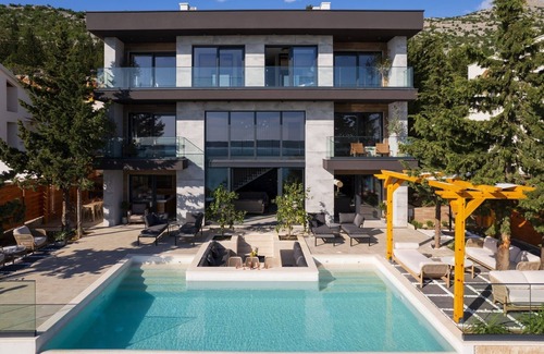 Starigrad Villa | Luxury Villa Soho-40m2 infinity pool Jacuzzi sauna