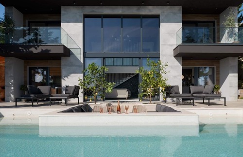 Starigrad Villa | Luxury Villa Soho-40m2 infinity pool Jacuzzi sauna
