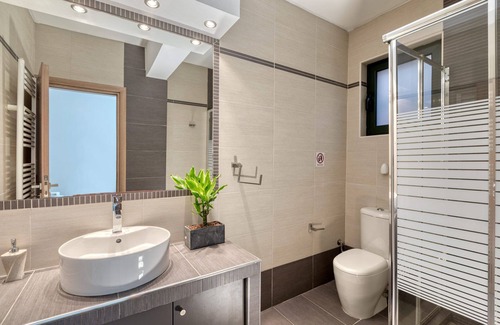 Palaia Fokaia Villa | Villa de lujo Solaris con piscina privada, a 50 metros de la playa.