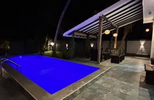 Ambalangoda Villa | Villa de lujo Virginia Hikkaduwa privada con piscina