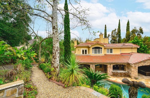 Coto de Caza Casa | Luxury Villa w Pool Garden Outdoor Lounge