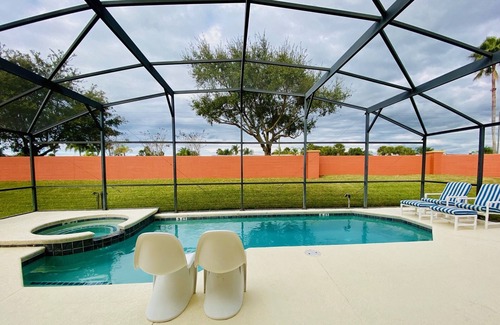 Westridge Villa | NUEVA villa de lujo con piscina y spa en un complejo privado de 5 estrellas en Solana, cerca de Disney - $ 98 nt