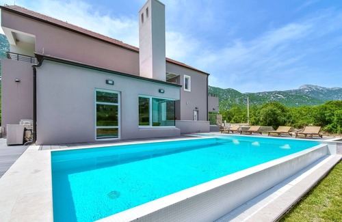 Tucepi Casa | Villa de lujo con piscina Župa, Zagora (K-22641)