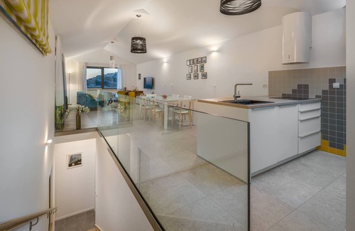 Razanj Villa | Villa de lujo - Piscina privada climatizada, a 20 m de playa privada, vista increíble!