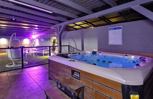 Nof Kinneret Apartamento | Luxury Villa with heated pool in Zfat