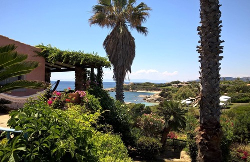 San Stefano Casa | Villa de lujo junto al mar: un conjunto joya en la bahía de Cala Caterina, Villasimius