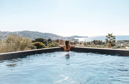 Grosseto-Prugna Villa | Villa de lujo con piscina muy hermosa vista al mar en el Golfo de Ajaccio