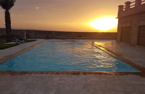Ain Chkef Villa | Villa de lujo con piscina privada sin vecinos.