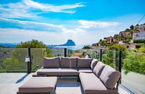 Calpe Villa | Luxury Villa with Stunning Mediterranean and Calpe