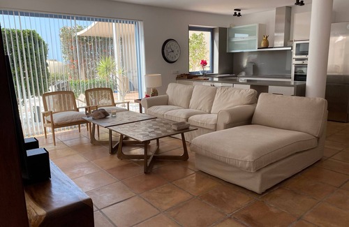 Bahia Calma Casa | Luxury Villa With Wonderful Oceanview, Private Heated Pool & Wifi