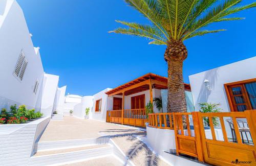 Teguise Villa | Luxury Villas Anjomacar