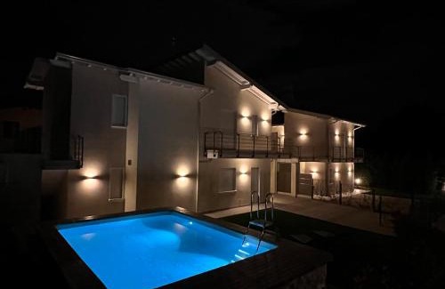 Padenghe sul Garda Villa | Luxury Villas Gardenia with Private Pool