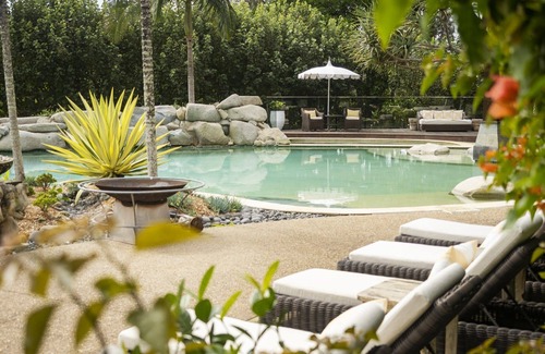 Sunshine Beach Villa | Luxury Villas Makepeace Island (Ocean Views)