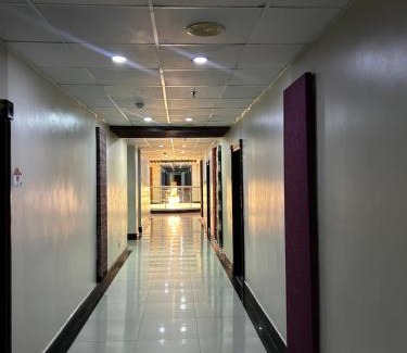 Abuja Hotel | Luxury Vintage Suite