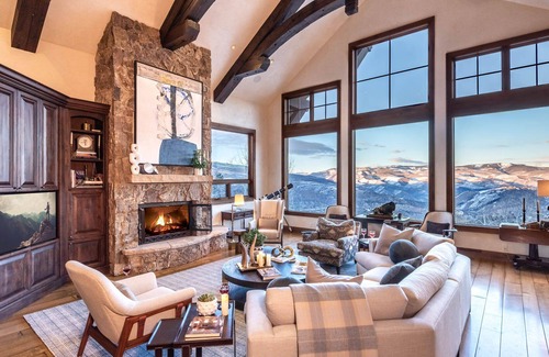 Cordillera Casa | Luxury W/Mountain Views + Hot Tub + Close to Golf/Nordic Skiing – Wilton House