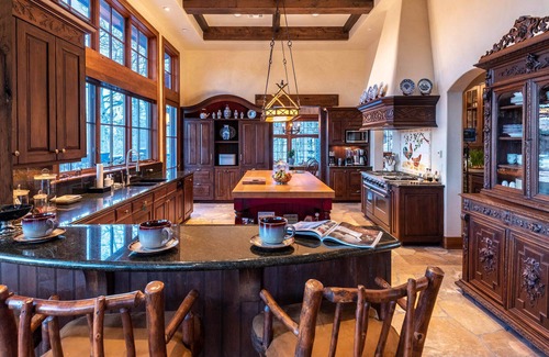 Cordillera Casa | Luxury W/Mountain Views + Hot Tub + Close to Golf/Nordic Skiing – Wilton House