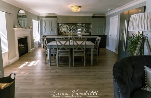 Findhorn Apartamento | Luxury Waterfront Retreat
