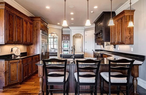 Reynolds Landing Casa | LUXURY WATERFRONT ESTATE PRIME SUMMER DATES NOW DISCOUNTED DUE TO CANCELLATION!