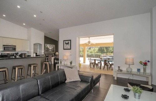 Inverness Casa | Luxury with a pool Su