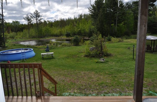 Glenburn Casa | Luxury Wood Resort con acceso al lago, cerca de la ciudad, ideal para familias, duerme 8-12