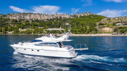 Split Alquiler De Eote | Luxury Yacht - Lex of the Seas