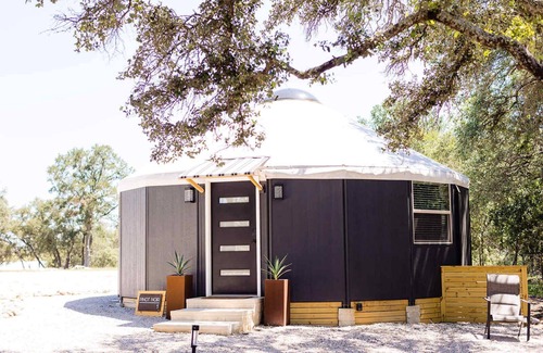 Fredericksburg Casa | Luxury Yurt in Texas Wine Country