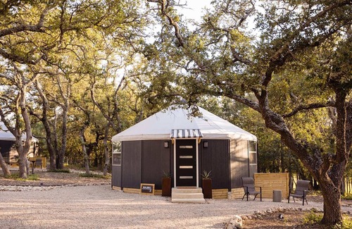 Fredericksburg Casa | Luxury Yurt in Texas Wine Country