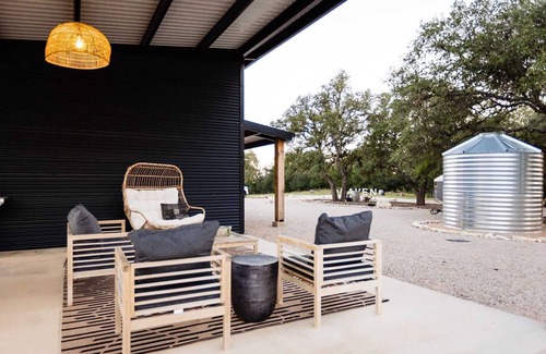 Fredericksburg Casa | Luxury Yurt in Texas Wine Country