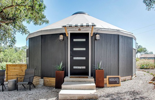 Fredericksburg Casa | Luxury Yurt in Texas Wine Country