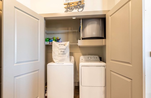 Haltom City Apartamento | Luxury1 BD- 20 minutes Downtown Fort Worth- Pet Friendly
