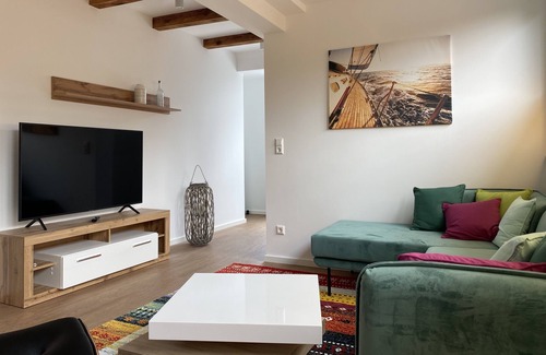 Eichwalde Apartamento | Luxus Dachgeschoss mit Sonnenterrasse
