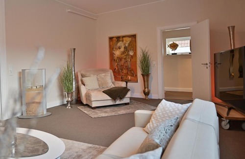 Flensburg Apartamento | Luxus-Ferienwohnung in Flensburger Innenstadt - SCHMUCKSTÜCK
