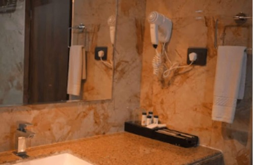 Dhanbad Hotel | Luxus Inn Hotel