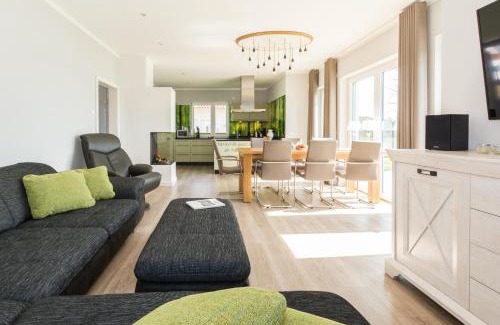 Krakow am See Casa | Luxus-See-Domizil mit Sauna, Kamin und Boot-130 qm für 6 Personen