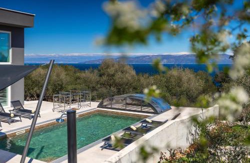 Ravni Villa | Luxusvilla in Kroatien mit Pool und Meerblick
