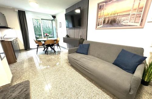 Ulm Apartamento | Luxx Home Ulm-Jungingen, Modern, Küche, Parken