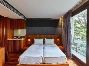 Chidlom Hotel | LUXX Langsuan Hotel - SHA Plus