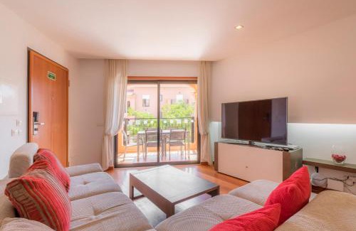 Praia da Luz Apartamento | Luz casas- BayLuz apart,pool,beach, tennis, wifi,aircon