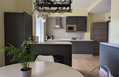 San Vicente Apartamento | Luz de Sevilla Free parking