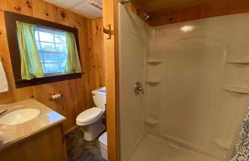 Lake Luzerne-Hadley Apartamento | Apartamento Luzerne Court