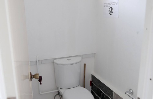 Oslob Casa | Luzmin BH - White House