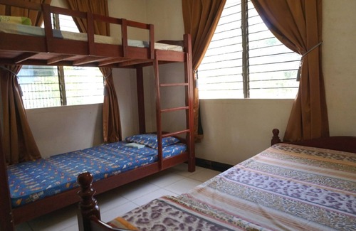 Oslob Casa | Luzmin BH - White House