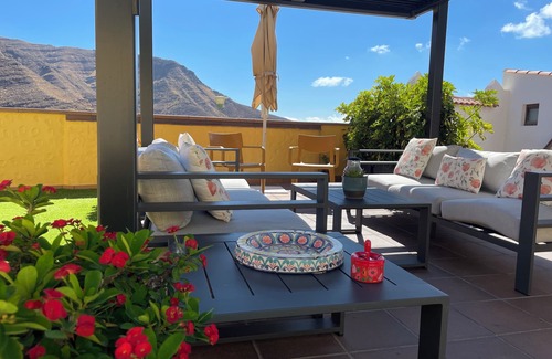 Agaete Casa | LV LOS VEROLES con piscina climatizada y privada, hermosas vistas y wifi.