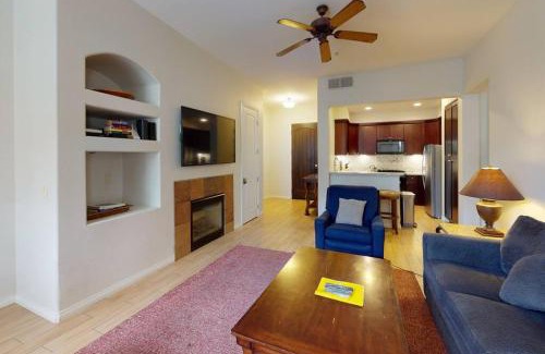 La Quinta Apartamento | LV101 Downstairs 1 Bedroom Legacy Villas Retreat