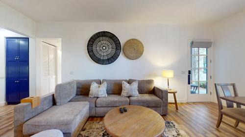 La Quinta Apartamento | LV103 Downstairs 1 Bedroom in a Quiet Location